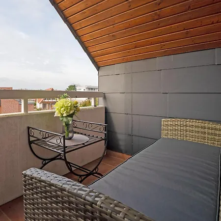 Strandhotel Ostseerose Apartment Kellenhusen